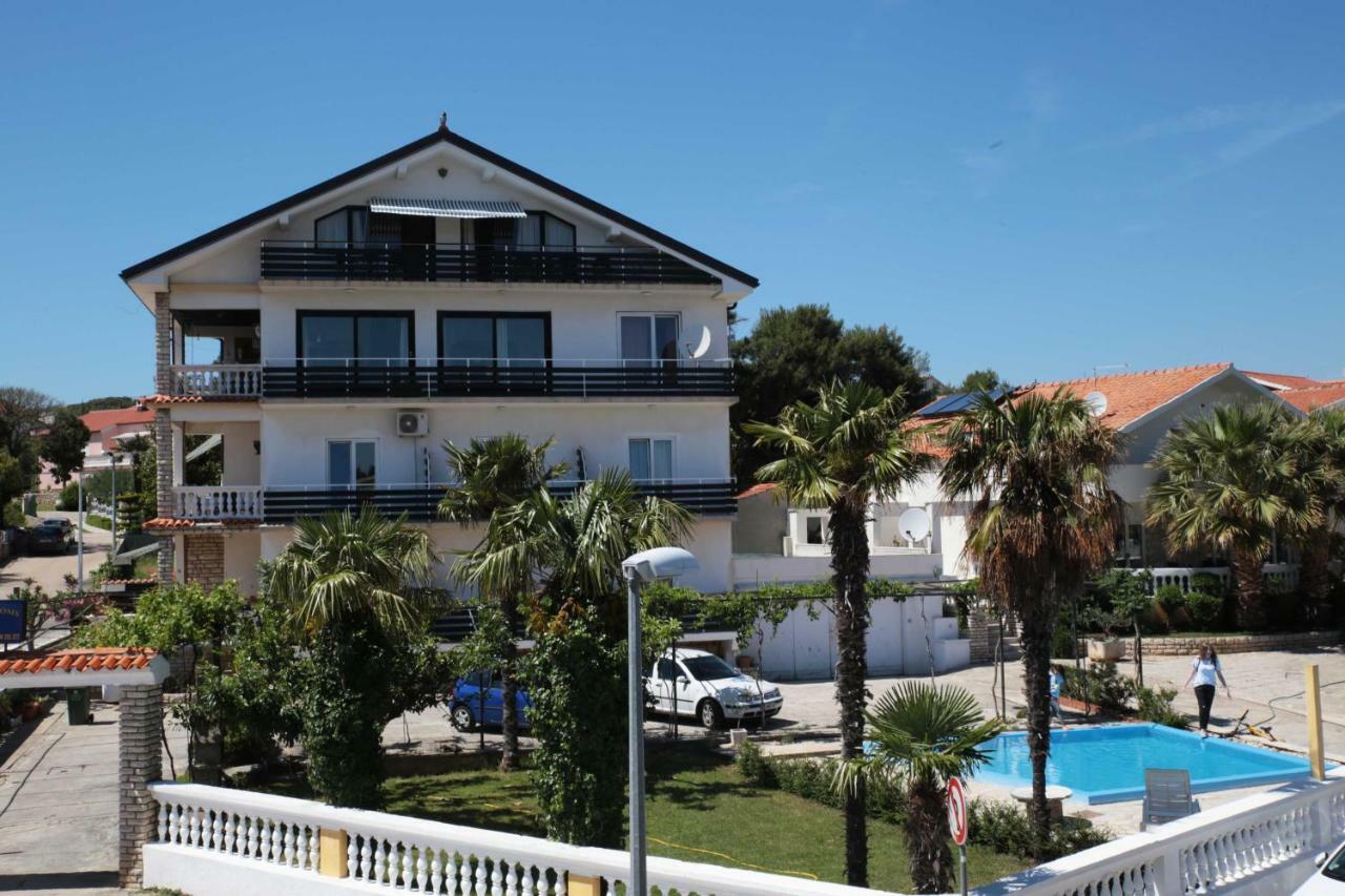 Apartments&rooms Bozena Pensjonat